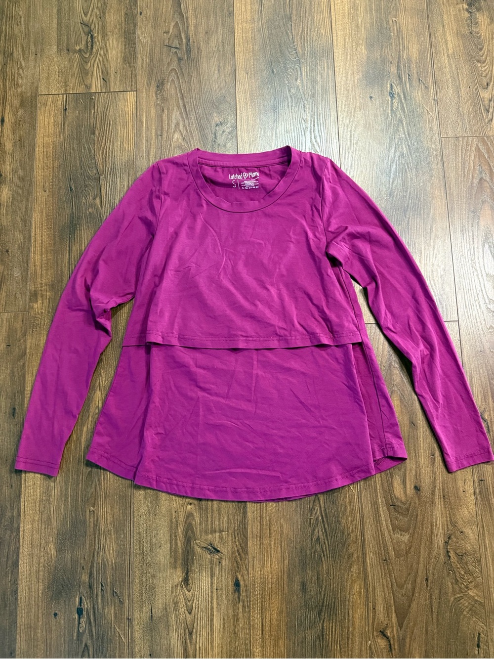 Latched Mama Nursing Top Women’s Small Magenta Long Sleeve Breastfeeding Shirt